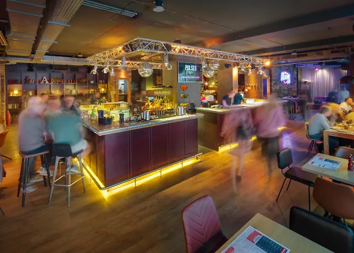 Hotel Pulse8 Praga